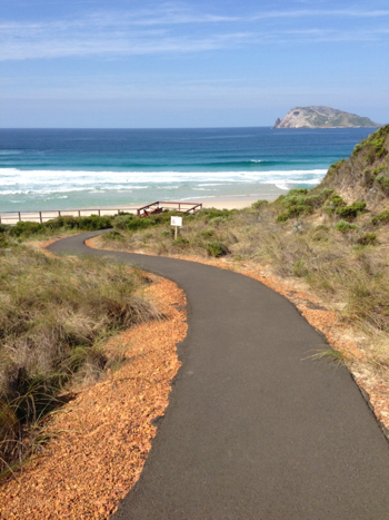 Pathway to Mandalay Beach & Chatham Island